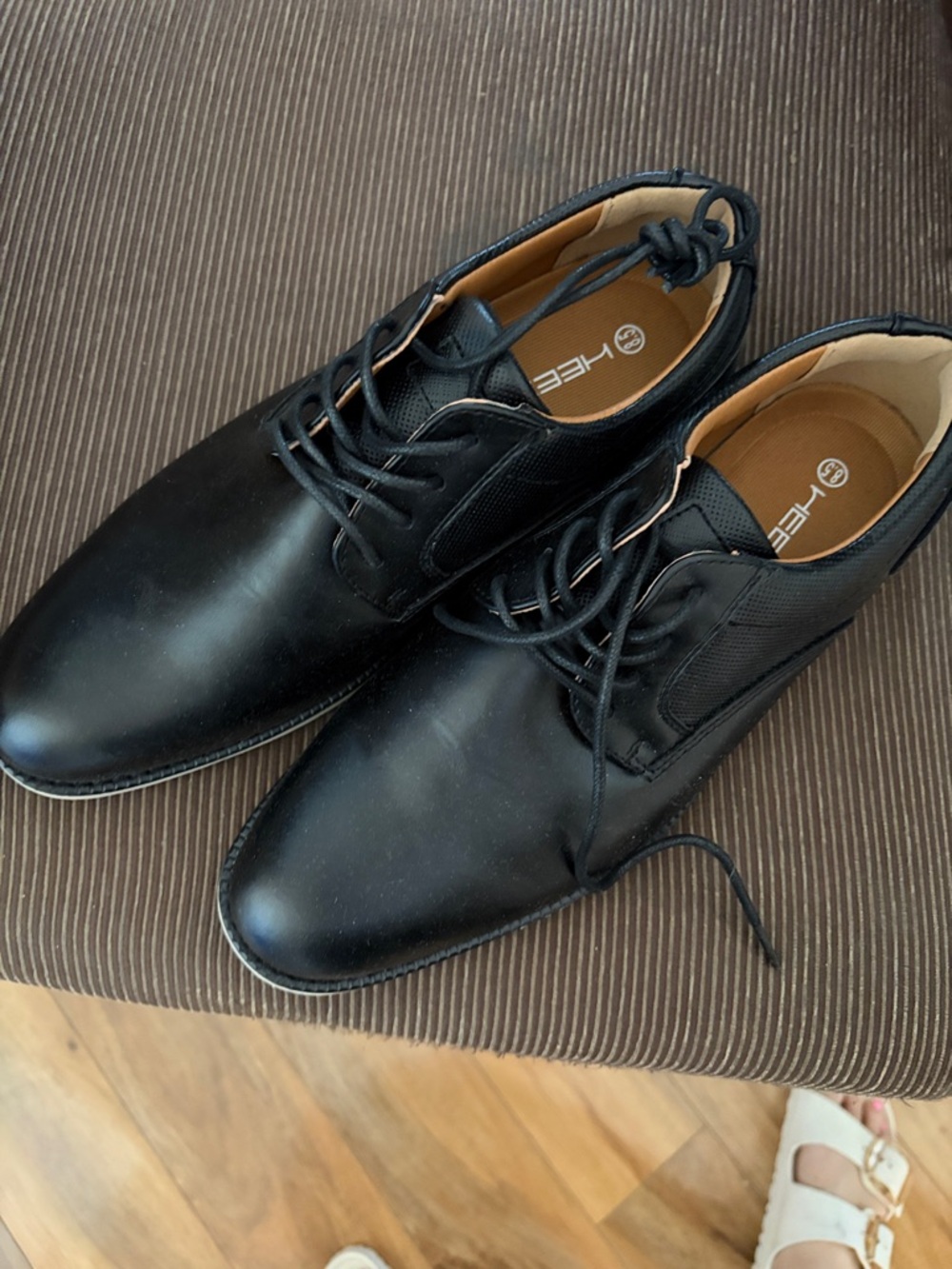 Black Men's Leather Derby Oxfords - Lace-Up Formal Shoes